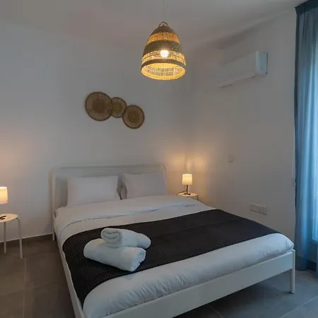 Odyssey - Captivating 2-Bedroom Retreat In Larnaka Exterior foto