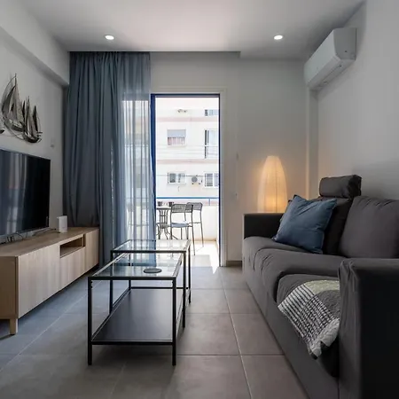 Odyssey - Captivating 2-Bedroom Retreat In Larnaka Exterior foto