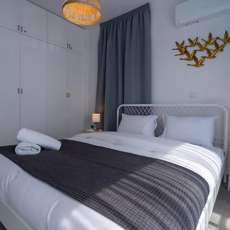 Odyssey - Captivating 2-Bedroom Retreat In Larnaka Exterior foto